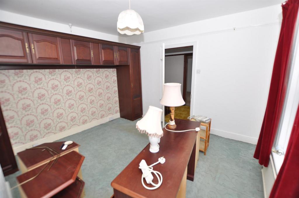 Front Bedroom 3