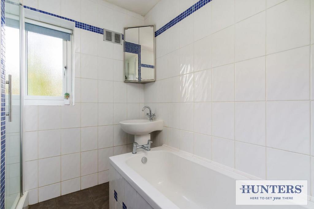 99633 Low Croft Acacia Park Terrace (21) - Copy lo