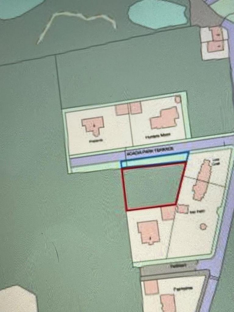 Title Plan - Low Croft.jpg