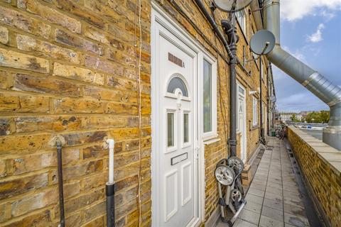 undefined, Lady Margaret Road, Middlesex UB1