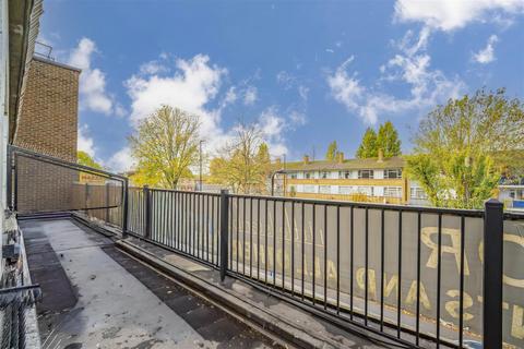 undefined, Lady Margaret Road, Middlesex UB1