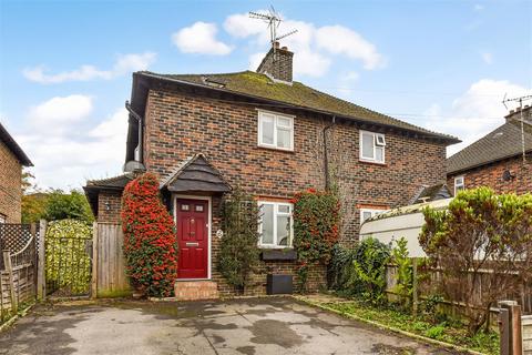 undefined, Greenfield Road, Farnham