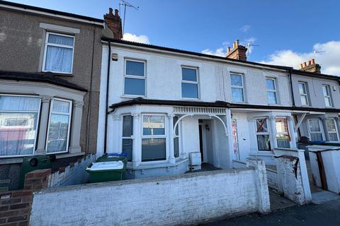 1 bedroom in a house share to rent, Room 6, 25 Gilbert Road, Belvedere, DA17