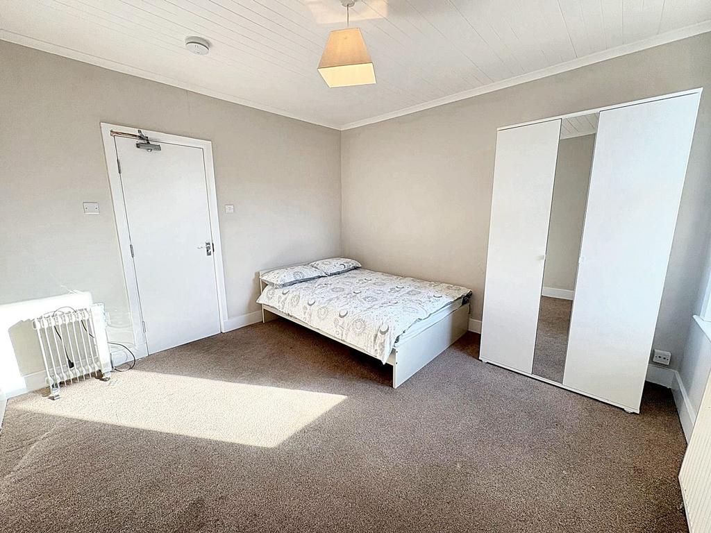 Private Bedroom