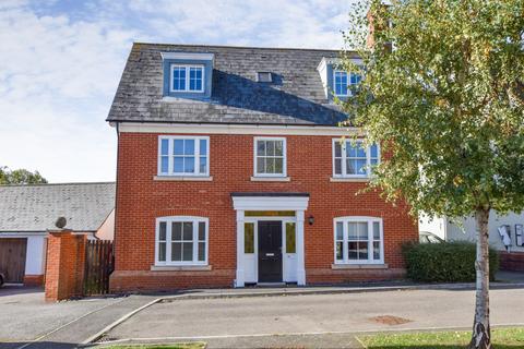 5 bedroom detached house for sale, St Peters Walk, Great Totham