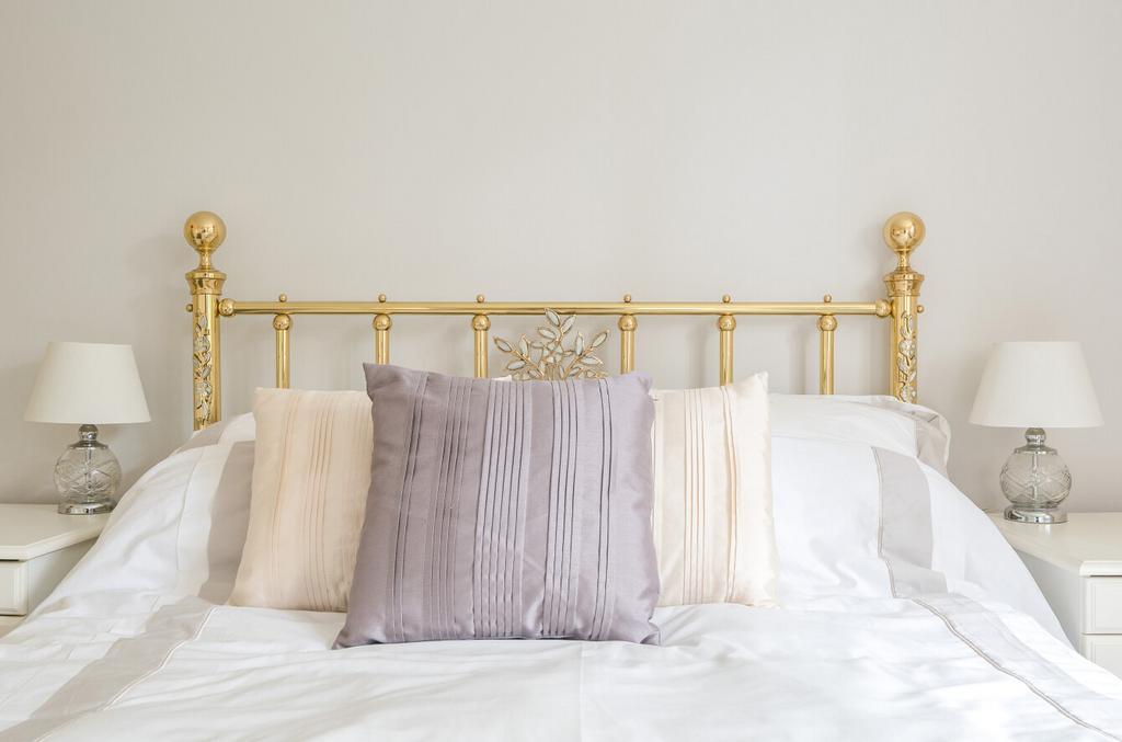 1364716-27-68f236...