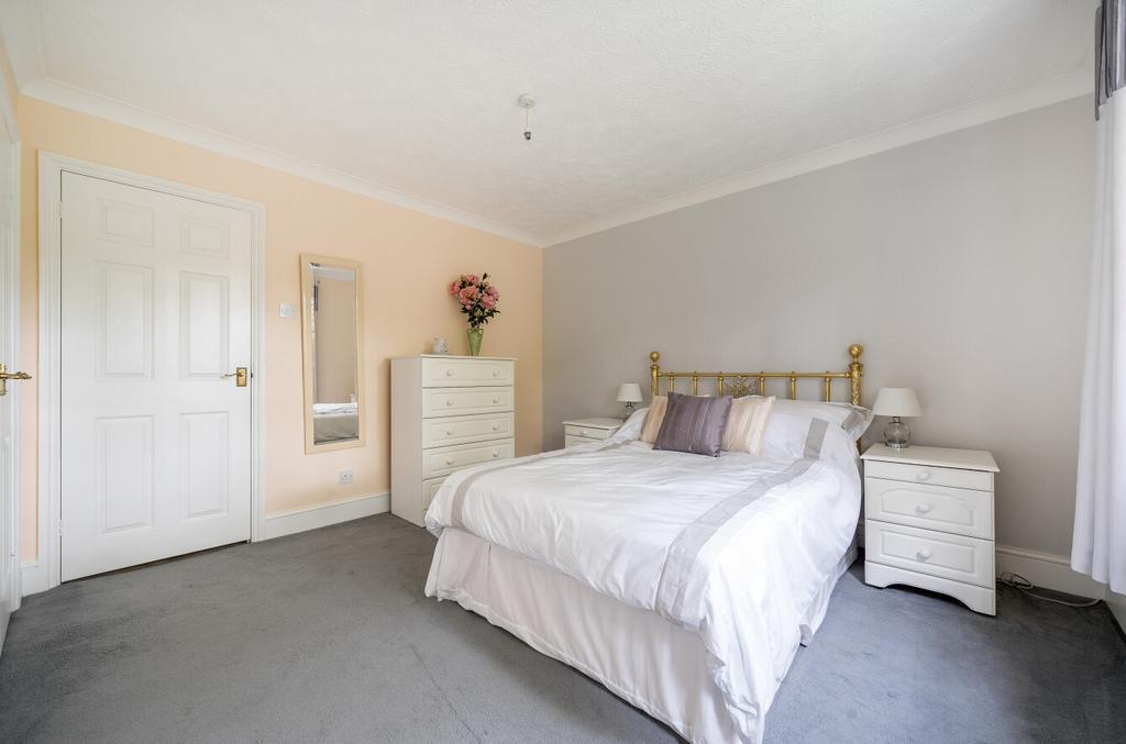 1364716-28-68f236...