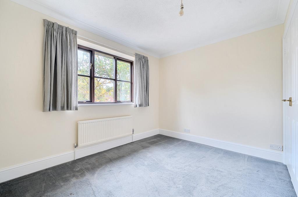 1364716-37-68f238...