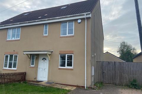 4 bedroom semi-detached house to rent, Lower Stone Close, Bristol BS36