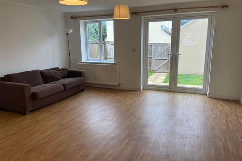 4 bedroom semi-detached house to rent, Lower Stone Close, Bristol BS36