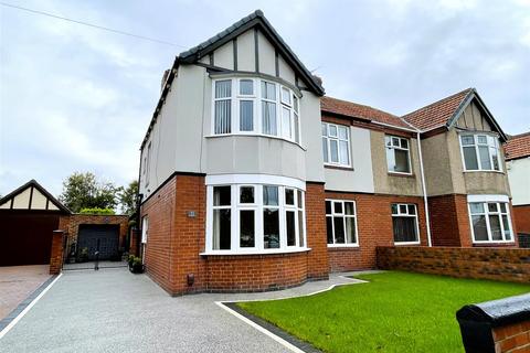 3 bedroom semi-detached house for sale, King George Road, South Shields