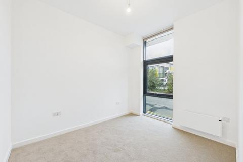 undefined, Lakeside East, The Causeway, Staines-Upon-Thames, Middlesex, TW18