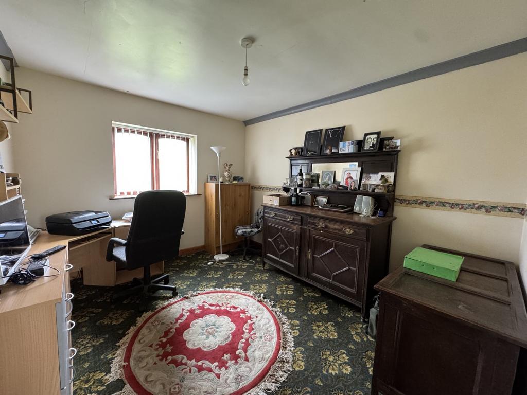 Study/Potential Bedroom/Play Room