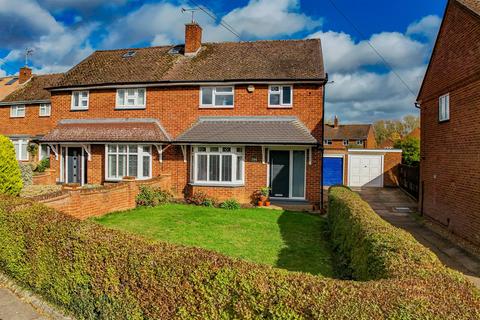 3 bedroom semi-detached house for sale, New Park Drive, Hemel Hempstead, HP2