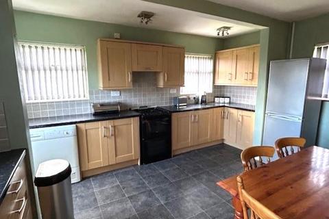 2 bedroom semi-detached house for sale, Ffordd Gwynedd, Llandudno