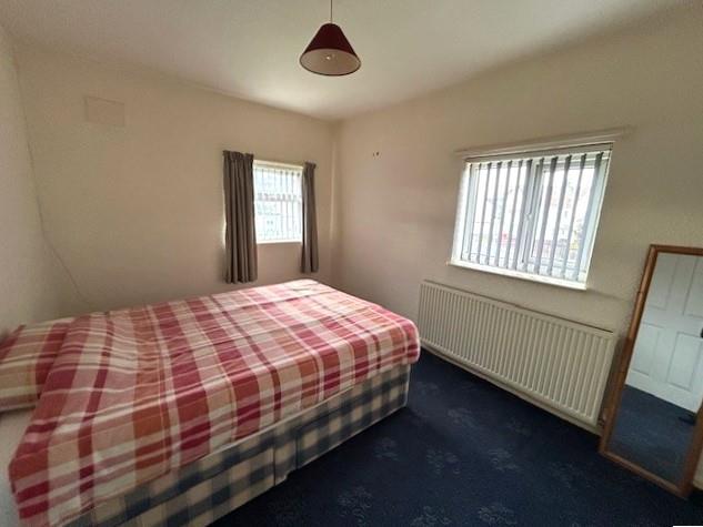 Double aspect bedroom 2