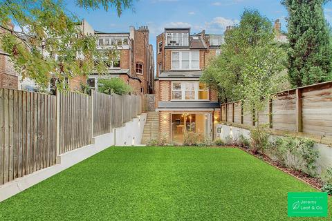 4 bedroom maisonette for sale, Kings Avenue, London