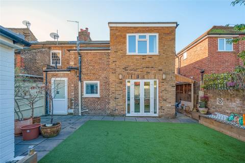 undefined, High Street, Iver, Buckinghamshire, SL0