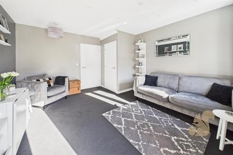 2 bedroom end of terrace house for sale, Wellington Close, Bury St. Edmunds IP29