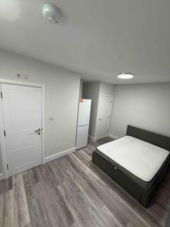 Studio to rent, 12 Ealing Road, HA0