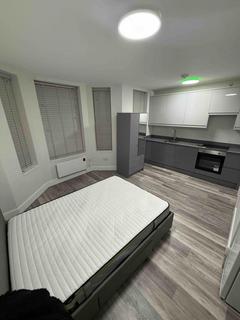 Studio to rent, 12 Ealing Road, HA0