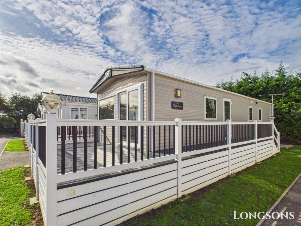 Cam02173g0 Pr0276 Still013