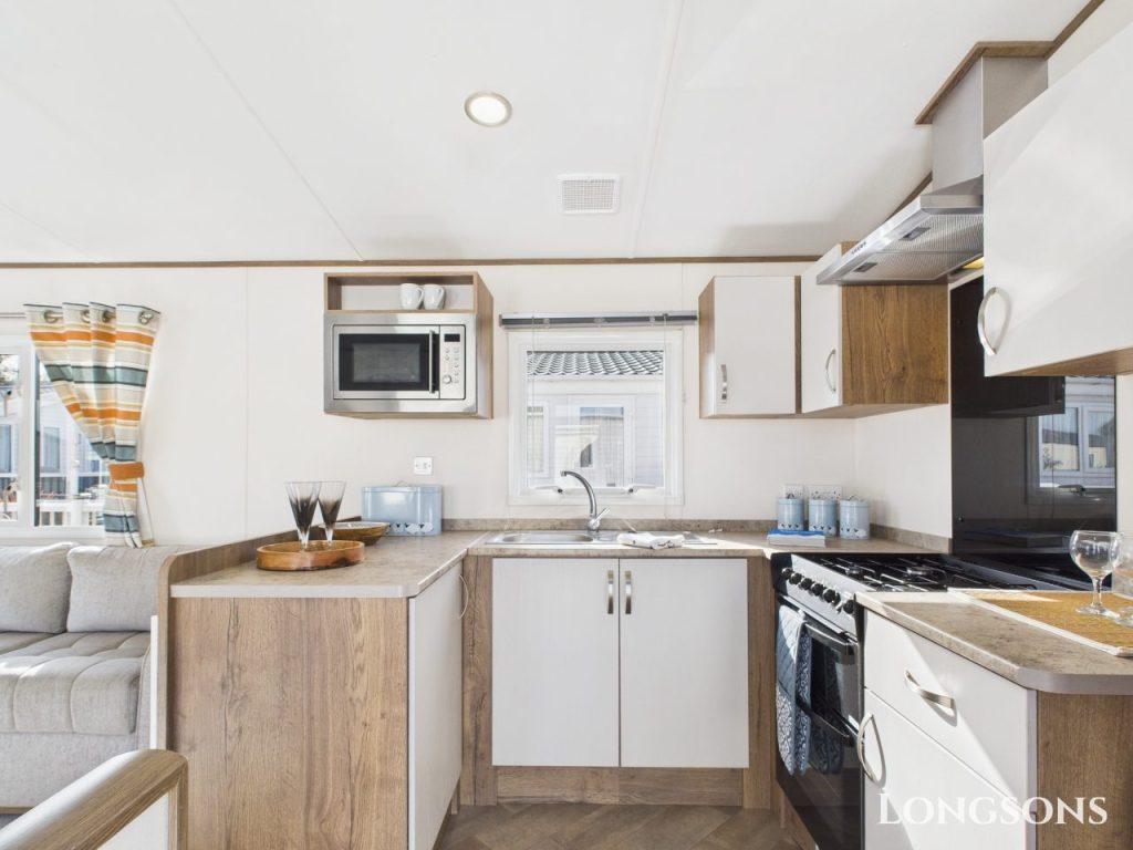 Cam02173g0 Pr0276 Still015