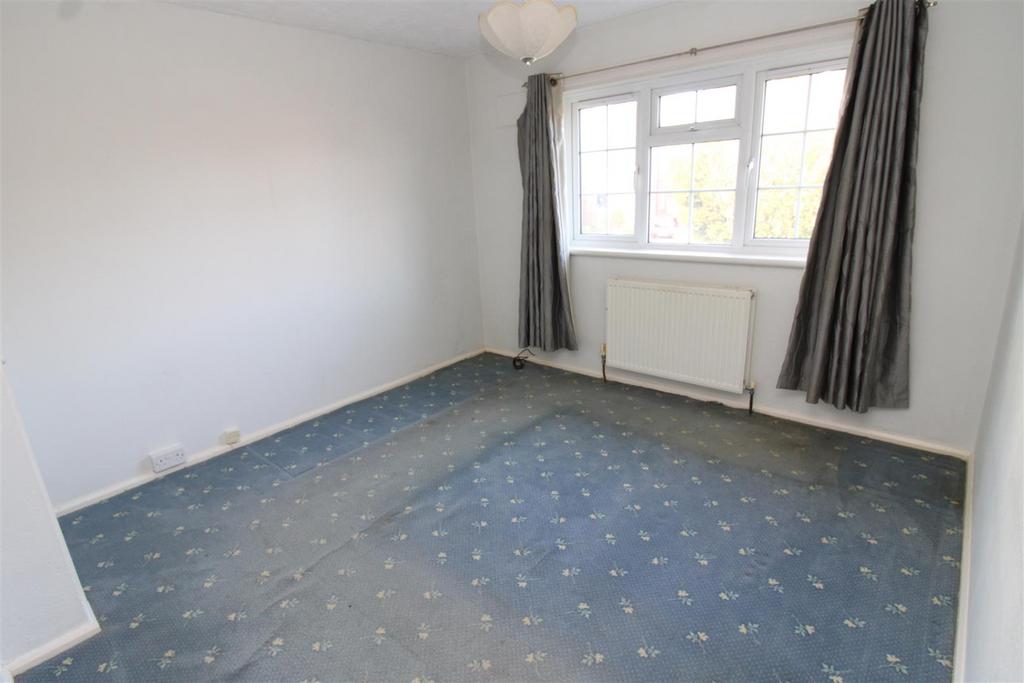 Bedroom 1.JPG