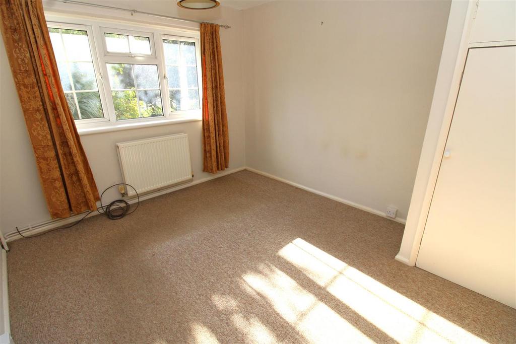Bedroom 2.JPG