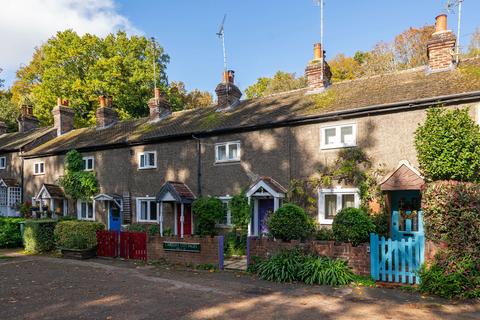 undefined, Carters Cottages, Redhill, RH1