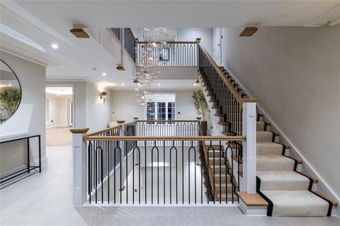 undefined, Wayneflete Tower Avenue, Esher, KT10