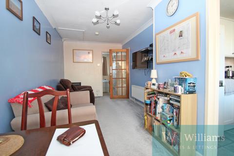 2 bedroom bungalow for sale, St. Edmunds Walk, Wootton Bridge, Ryde, Isle of Wight