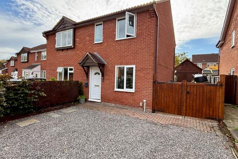 2 bedroom semi-detached house for sale, Hazel Avenue, Worcestershire WR11