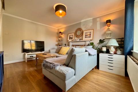 2 bedroom semi-detached house for sale, Hazel Avenue, Worcestershire WR11