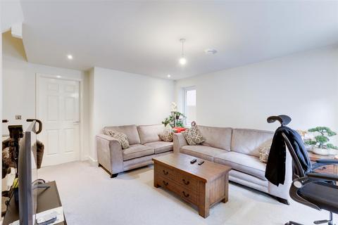 3 bedroom semi-detached house for sale, Bestwood Road, Nottingham NG6