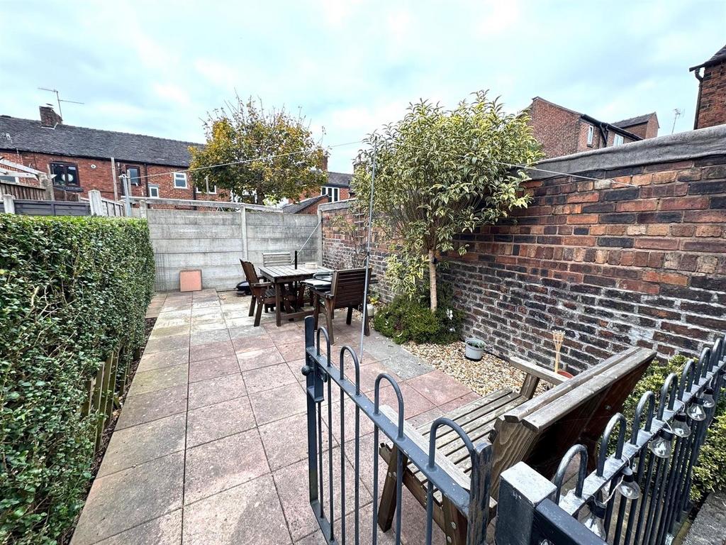 Rear yard.jpg