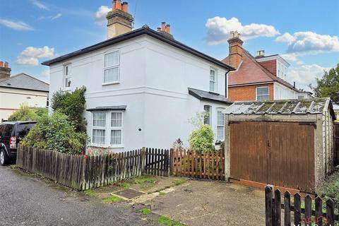 undefined, Magazine Place, Leatherhead KT22
