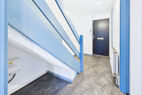 undefined, Canberra Drive, Northolt, UB5