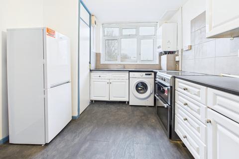 undefined, Canberra Drive, Northolt, UB5