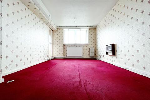 2 bedroom flat for sale, Uxbridge Street, Scholefield Tower Uxbridge Street, B19
