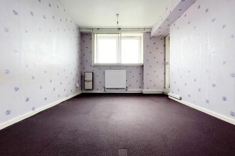 2 bedroom flat for sale, Uxbridge Street, Scholefield Tower Uxbridge Street, B19