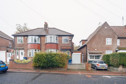 3 bedroom semi-detached house to rent, Benwell Hill Road, Newcastle Upon Tyne NE5