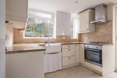 3 bedroom semi-detached house to rent, Benwell Hill Road, Newcastle Upon Tyne NE5