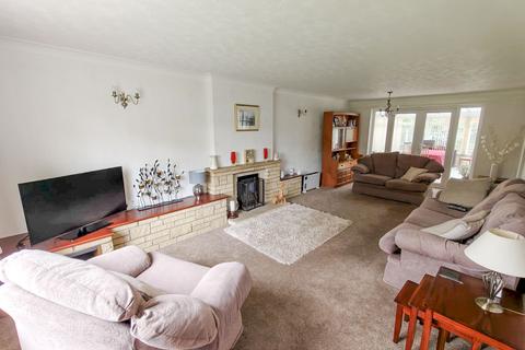 undefined, Pole Elm Close, Worcester WR2