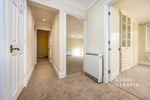 2 bedroom flat to rent, Winslow Close, Pinner, HA5