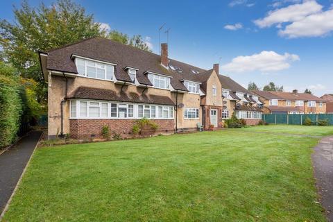 undefined, Pinewood Green, Iver Heath SL0