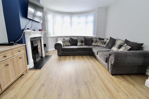 3 bedroom semi-detached house for sale, Galloway Avenue, Birmingham B34