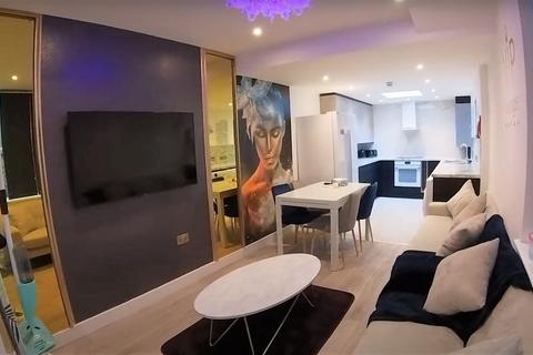 7 bedroom house to rent, Albion Road Fallowfield, Manchester M14