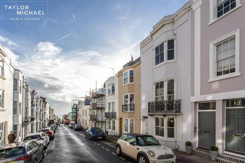 undefined, Temple Street, Brighton