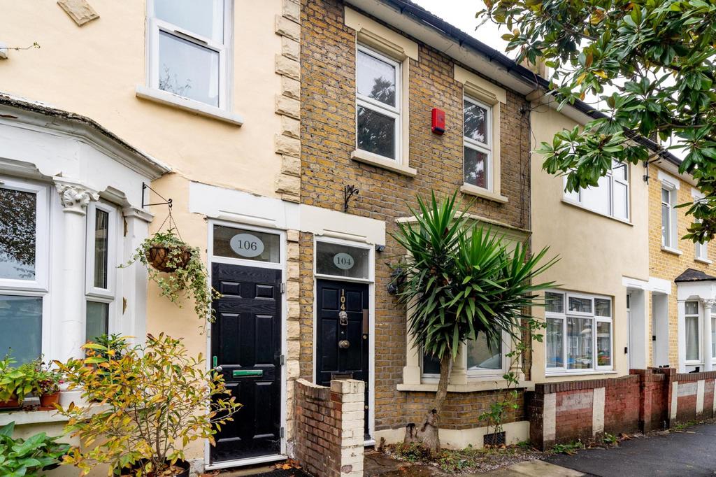 2 Bedroom Terraced for Sale